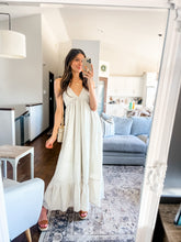Load image into Gallery viewer, DELORES FLOWY MAXI DRESS (2 COLOURS)