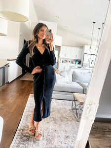 LONG SLEEVE KNIT MIDI DRESS