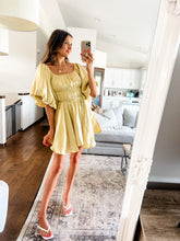 Load image into Gallery viewer, BUBBLE SLEEVE FLARED MINI DRESS