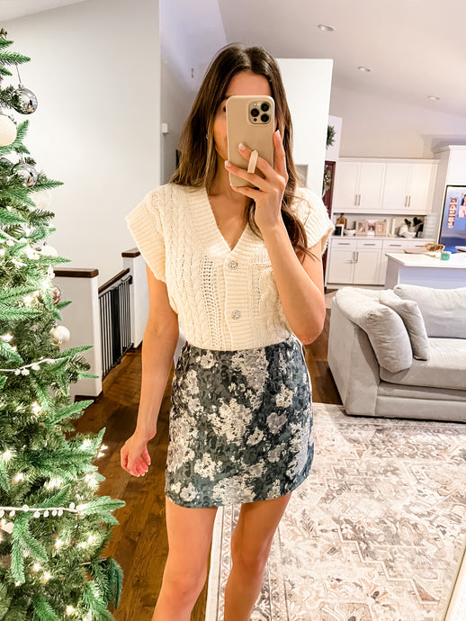 MISTLETOE MINI SKIRT
