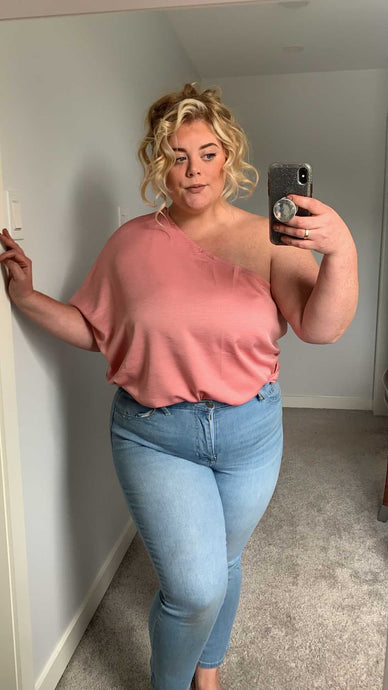 SILKY PINK ONE SLEEVE TEE (XL, 1XL, 2XL)